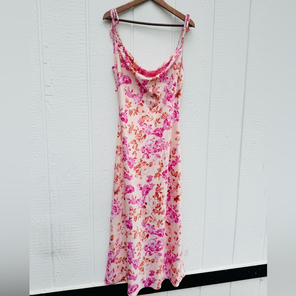 WAYF The Beverly Cowl Neck Midi - Picture 11 of 12